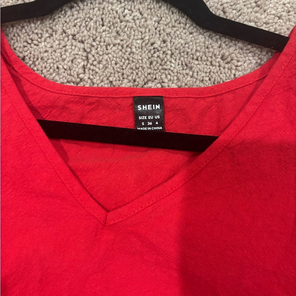 Red Ruffle Sleeve Top! ❤️ - Picture 5 of 6